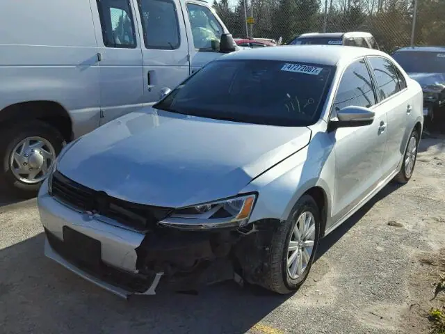 3VWDK7AJ6BM329200 — 2011 Volkswagen Jetta, фото 2 с аукциона Аукцион 12.02.2018, Передняя часть