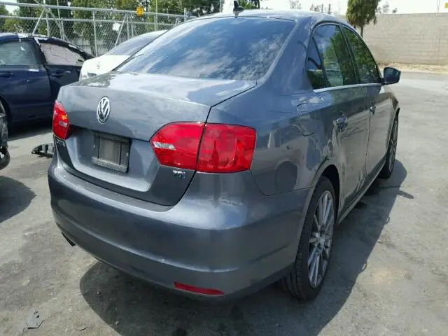 3VW3L7AJ9CM413764 — 2012 Volkswagen Jetta, фото 4 с аукциона Аукцион 06.02.2018, Передняя часть