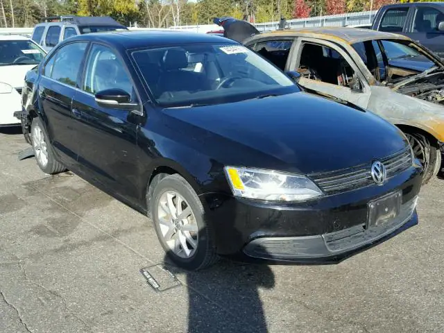 3VWDP7AJ9DM450758 Volkswagen Jetta 2013 — повреждение Задняя часть, фото до ремонта