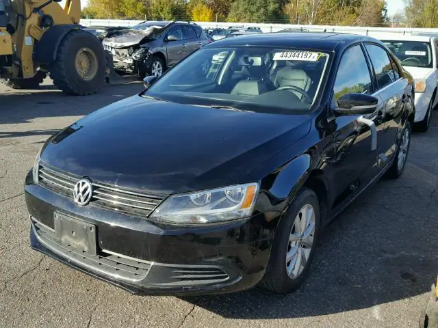 3VWDP7AJ9DM450758 — 2013 Volkswagen Jetta, фото 2 с аукциона Аукцион 13.02.2018, Задняя часть