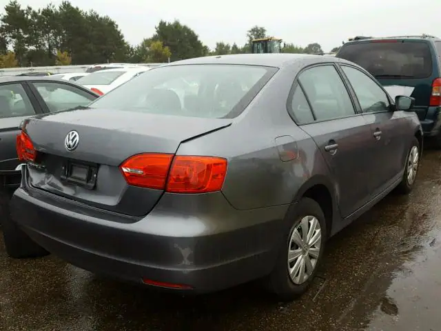 3VW2K7AJ9EM306473 — 2014 Volkswagen Jetta, фото 4 с аукциона Аукцион 13.02.2018, Передняя часть
